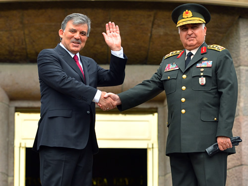 President Gül Pays Chief of General Staff Farewell Visit